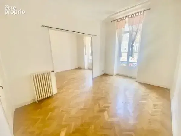 Nice carabacel spacieux appartement 3/4 pieces