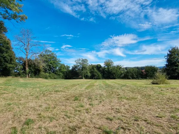 Terrain 4701 m² GEZIER ET FONTENELAY
