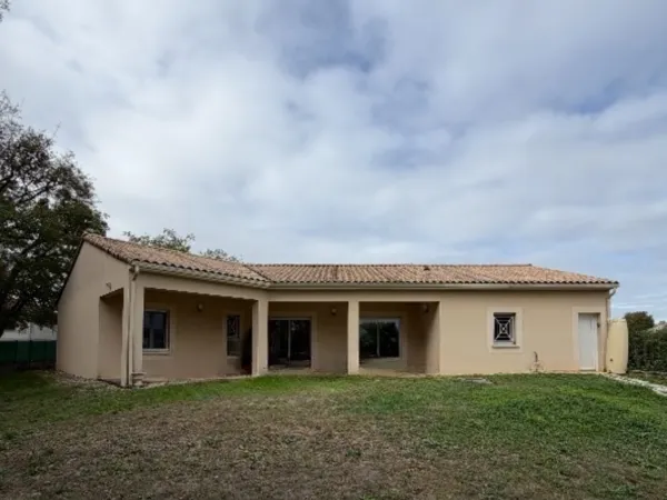 Brie. Maison 116 m² avec garage