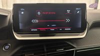 Peugeot 2008 1.2 PureTech 130ch S&S GT EAT8 — photo 18