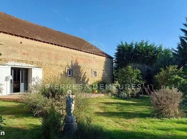 Maison 9 pièces 280 m²