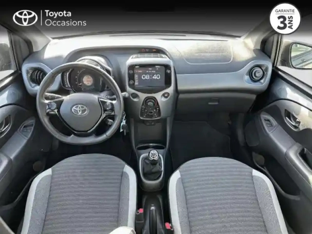 Toyota Aygo 1.0 vvt-i 72ch x-play 5p pack style pack app — photo 8