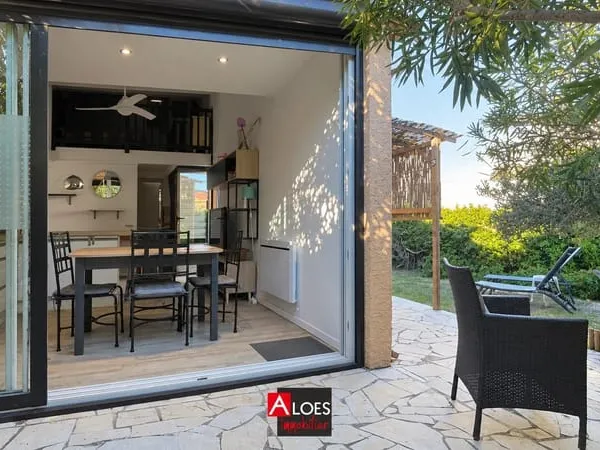 Maison Aigues-Mortes 2 pièces avec jardin et parking