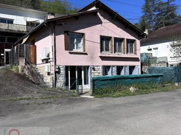 Bien immobilier de rendement Vente Cahors 7p 130m² 187000€