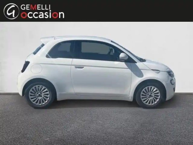 Fiat 500 e 95ch action plus berline  my22 23.8 kwh — photo 5