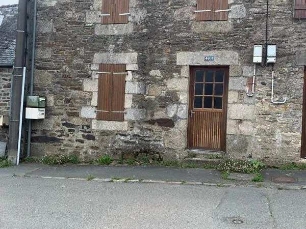 Maison 2 chambres à louer à Callac