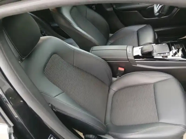 Mercedes Classe A 180 progressive line — photo 29