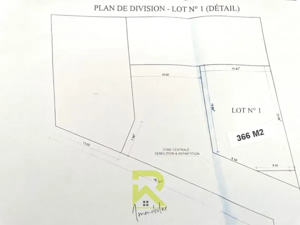 VENDS BEAU TERRAIN A BATIR
