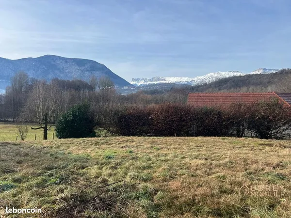 Terrain 1078 m² VIZILLE