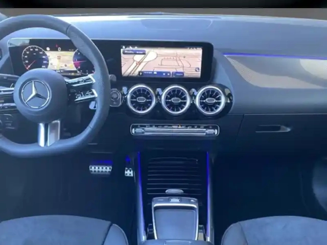 Mercedes Classe B 200 d amg line — photo 11
