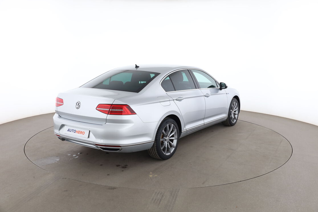 Volkswagen Passat 1.4 TSI GTE DSG6 — photo 5