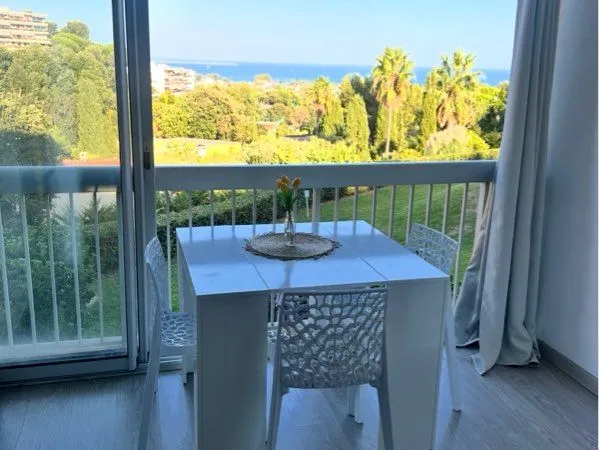 2 pièces vue mer/bail mobilité