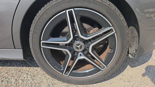 Mercedes Classe A 200 163 7G-DCT - AMG Line – 2018 – 65442 km – Essence – Boîte Automatique — photo 3
