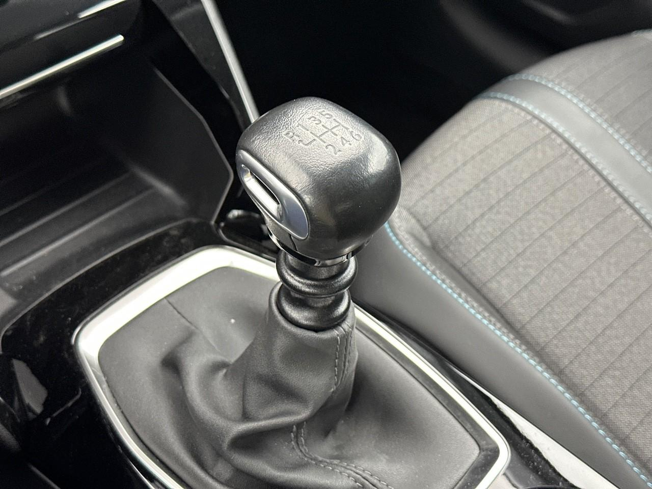 Peugeot 208 puretech 100 s&s bvm6 allure — photo 29