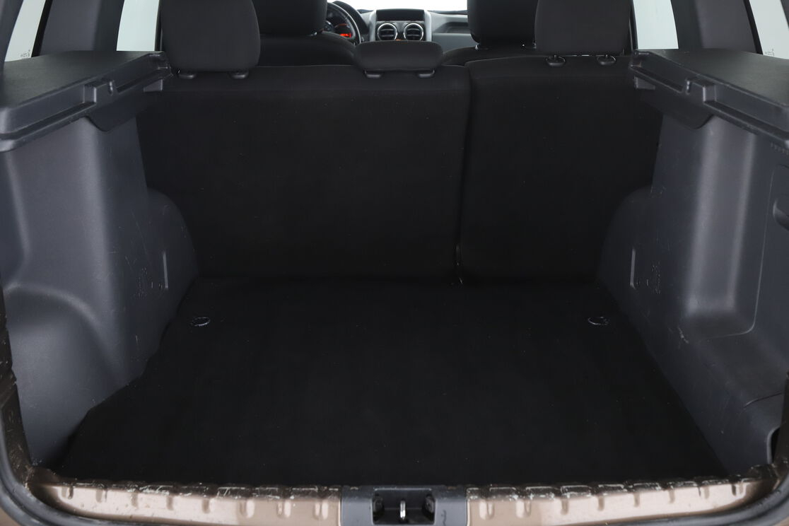 Dacia Duster 1.5 dCi Black Touch 4x2 — photo 16
