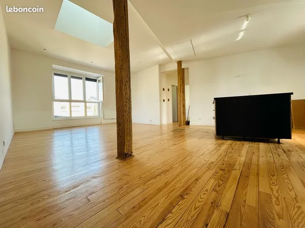 Appartement 1 pièce 75 m²