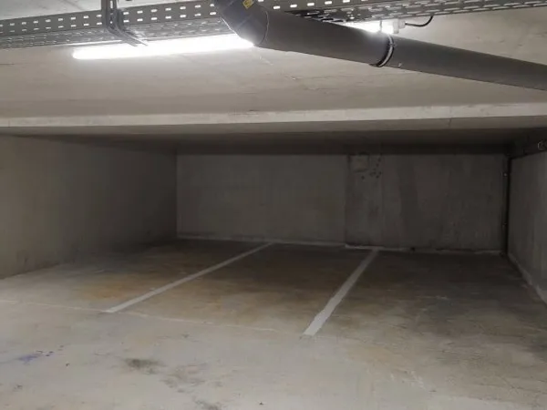 Parking 10 m²