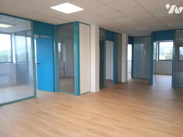 Bureau 13 m²