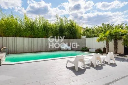 Maison à vendre de 5 pièces de 180 m²