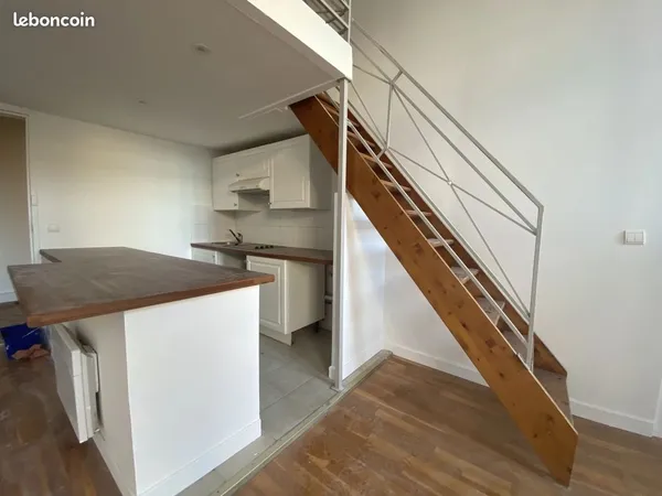 Studio 1 pièce 41 m²