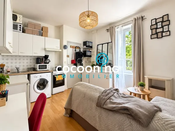 Appartement T2 d'environ 31 m2 en plein coeur du bourg