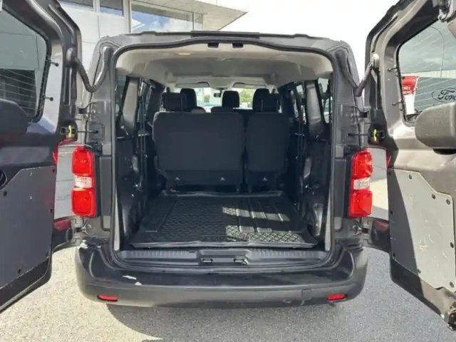 Toyota Proace combi medium 1.5 120 d-4d dynamic rc18 — photo 8