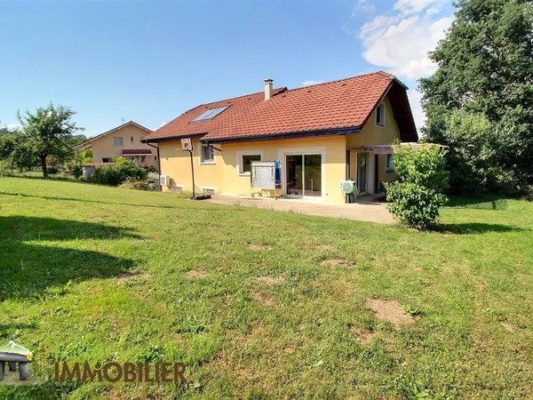 REIGNIER  Maison traditionnelle de 153 m² + sous-sol complet