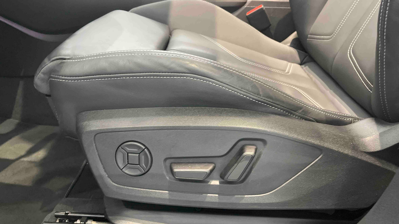 Audi Q3 35 TFSI 150 ch S tronic 7 — photo 28