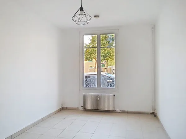 Appartement Etampes 1 pièce(s) 16.69 m2 Le chauffage est compris dans les charges !
