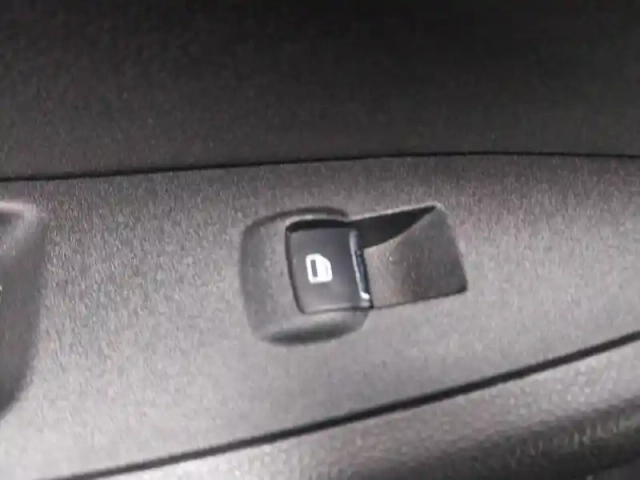 Ford S-Max 2.0 ecoblue 150 s&amp;s — photo 13