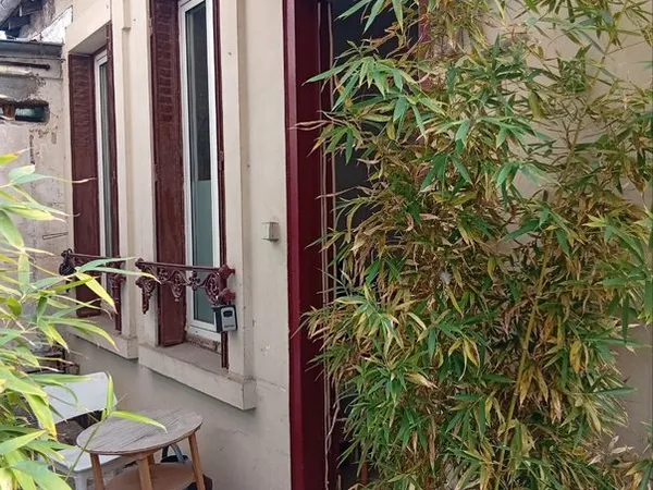 Maisonnette sur cours quartier Ivry Port