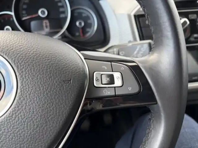 Volkswagen Up ! 1.0 65ch bluemotion technology active 5p — photo 14
