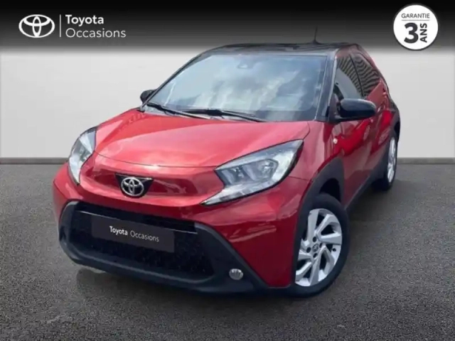 Toyota Aygo x 1.0 vvt-i 72ch design s-cvt — photo 1