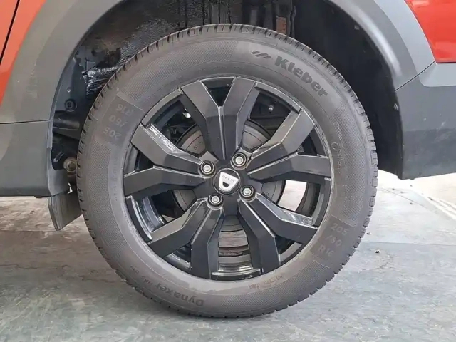 Dacia Jogger tce 110 5 places — photo 10