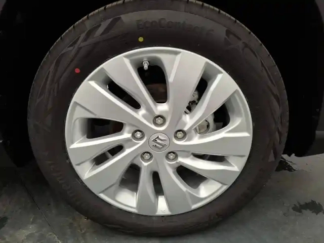 Suzuki S-Cross 1.4 boosterjet hybrid — photo 17
