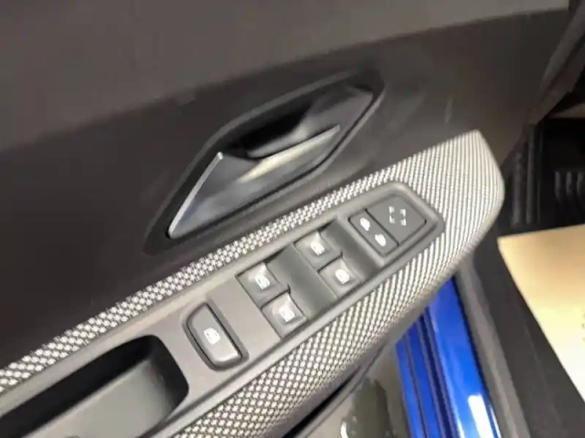Dacia Sandero eco-g 100 - 22 — photo 33