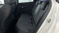 Peugeot 3008 HYBRID 225ch Allure e-EAT8 — photo 13