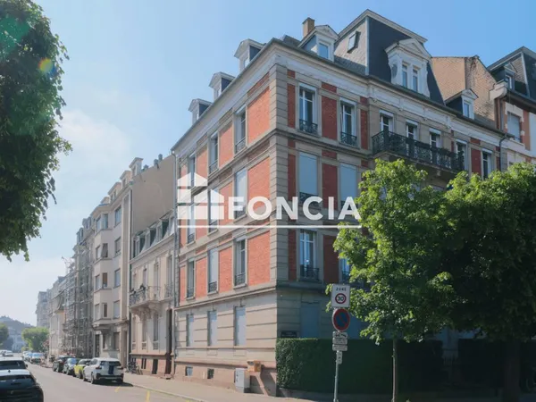 À vendre - Appartement 6 pièces de 158 m² - Rue Silbermann, Strasbourg