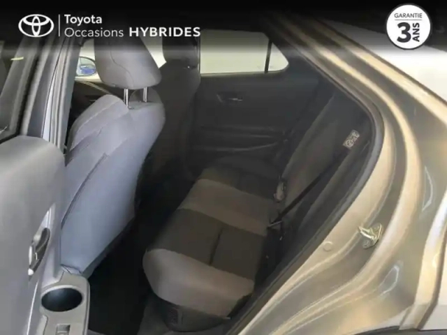 Toyota C-Hr 2.0 hybride 200ch design my25 — photo 12
