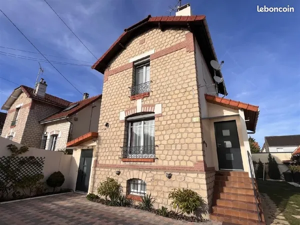 Propriété 6 pièces 102 m²