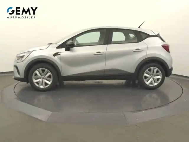 Renault Captur e-tech 145 - 21 — photo 24