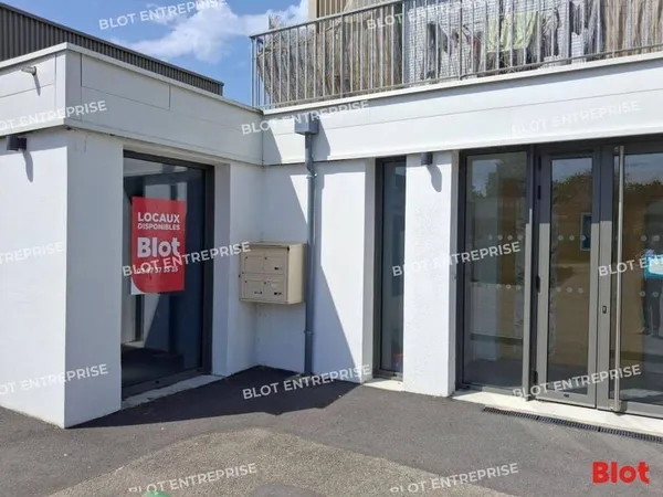Bureaux 73 m²