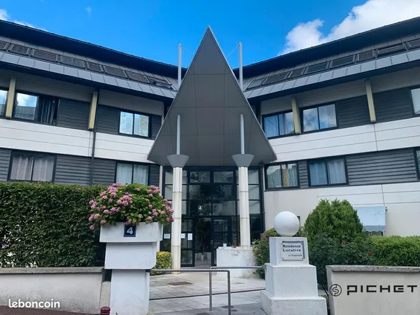 Studio 1 pièce 19 m²