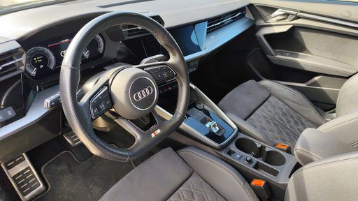 Audi A3 Sportback 45 TFSIe 245 Stronic 6 - S Line Competition Plus – 2022 – 72325 km – Hybride rechargeable – Boîte Automatique — photo 31