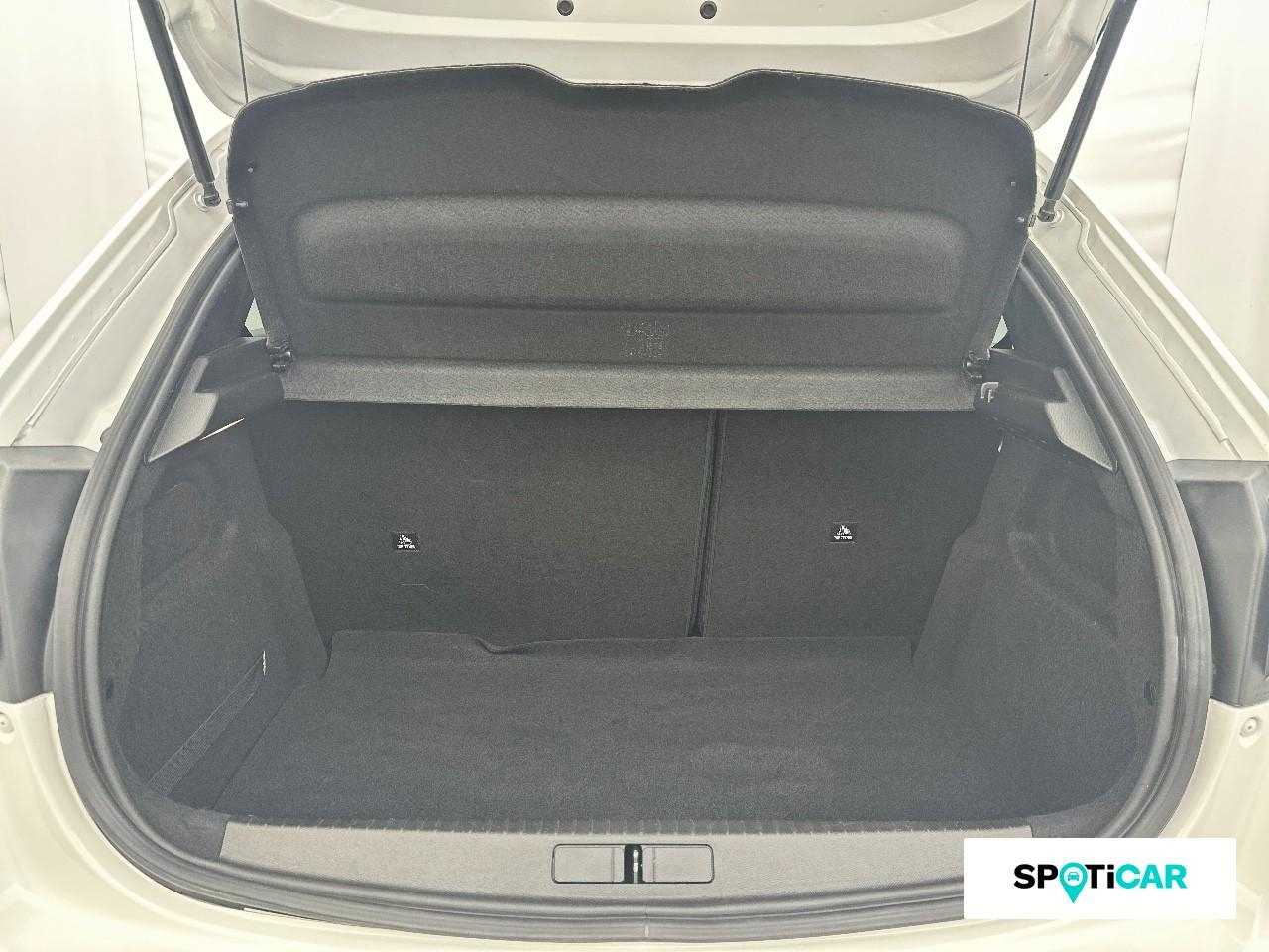 Peugeot 208 1.2 puretech 100ch s&s style 118g — photo 6