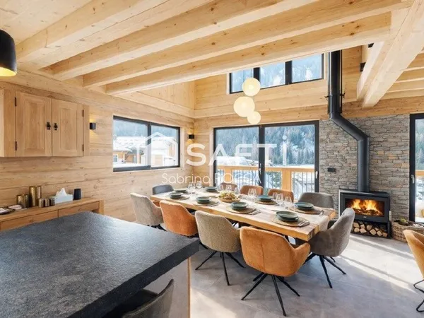 LA PLAGNE  CHALET INDIVIDUEL 118 m²  6 CHAMBRES  ESPACE BIEN-ÊTRE  SKIS AUX PIEDS  DOMAINE SKIA