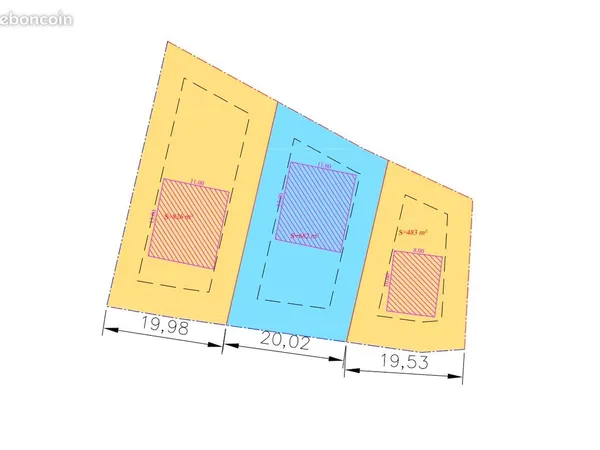 Terrain constructible de 826m²