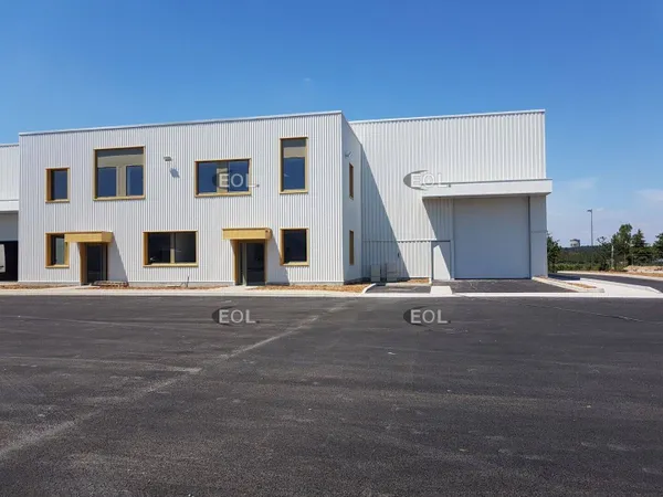 Local d'activité 546 m²