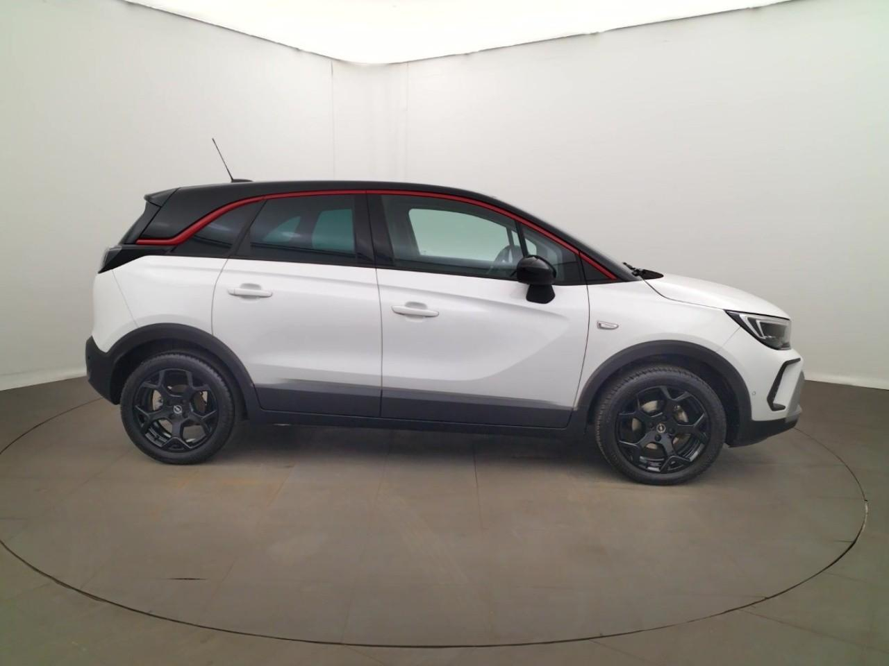 Opel Crossland 1.5 d 110 ch bvm6 gs line — photo 6