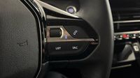 Peugeot 2008 1.2 PureTech 130ch S&S Allure — photo 25